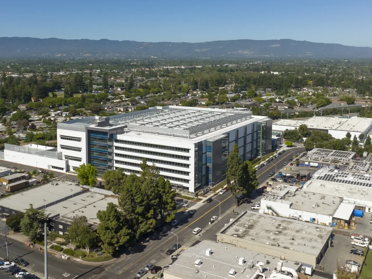 Skybox Santa Clara 1