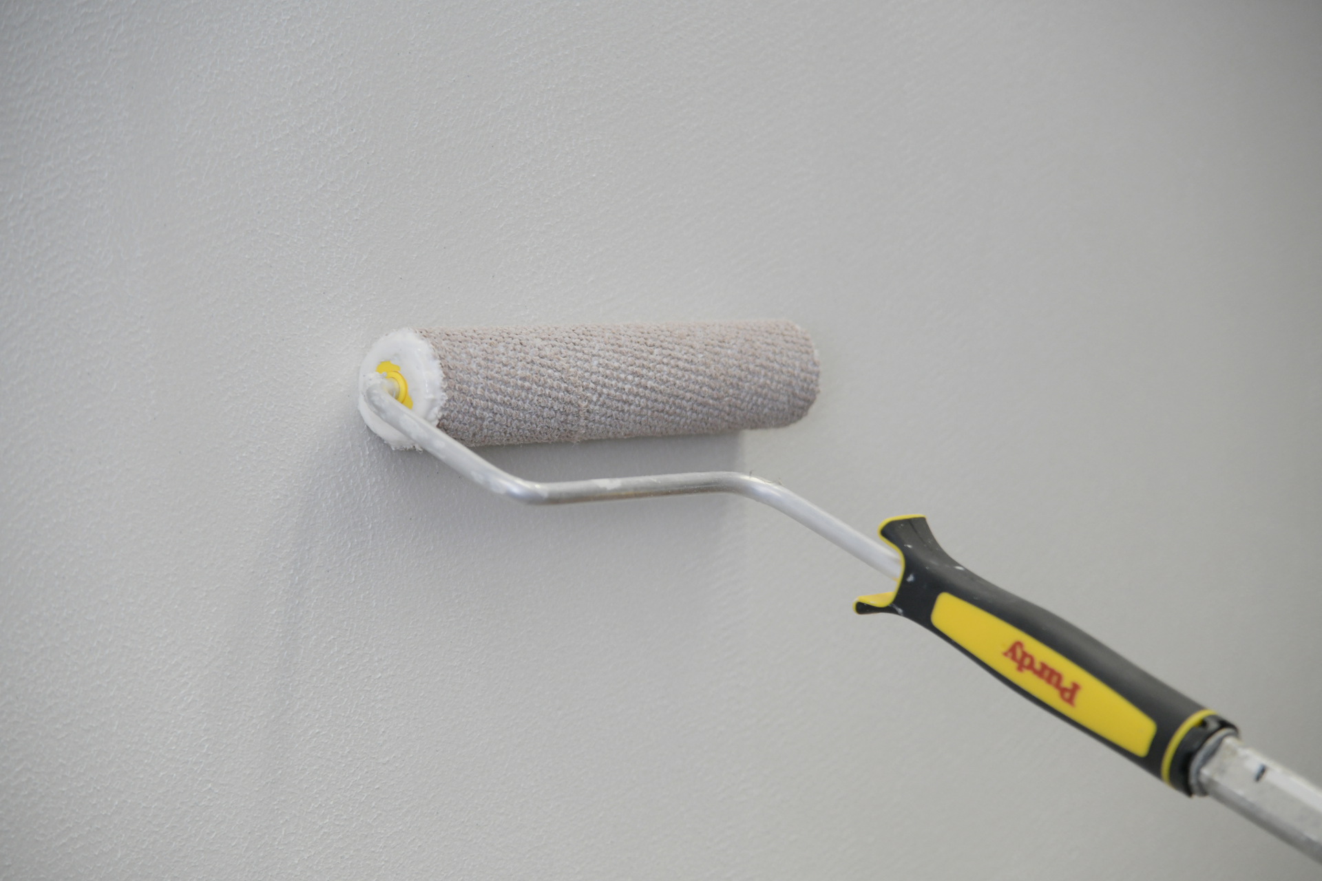 Acrovyn Adhesive Roll On 11