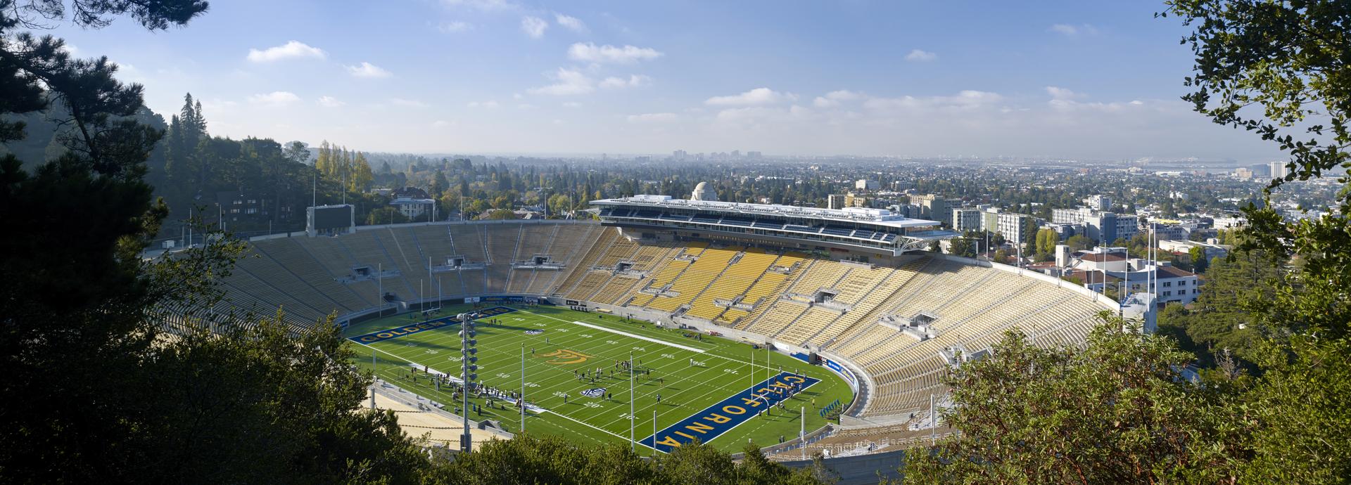 Cal Memorial Stadium CGB1-006.tif