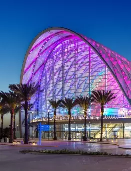 Anaheim Regional Transportation Intermodal Center artic2cropped.tif